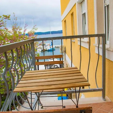 Rivijera 1 Appartement Selce